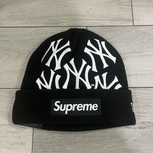 Supreme x Yankees embroidered beanie
